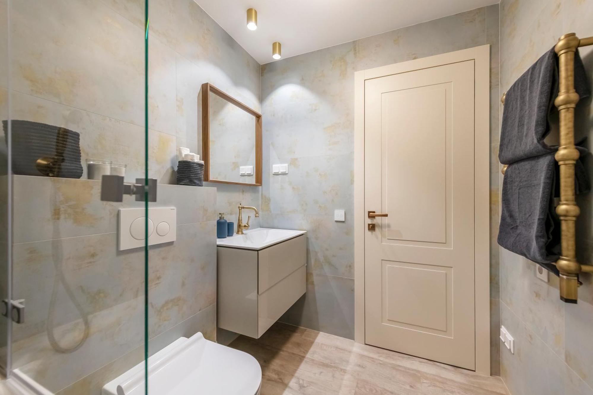 וילנה Artsy Exclusive Old Town Residence Gallery Walk חדר תמונה