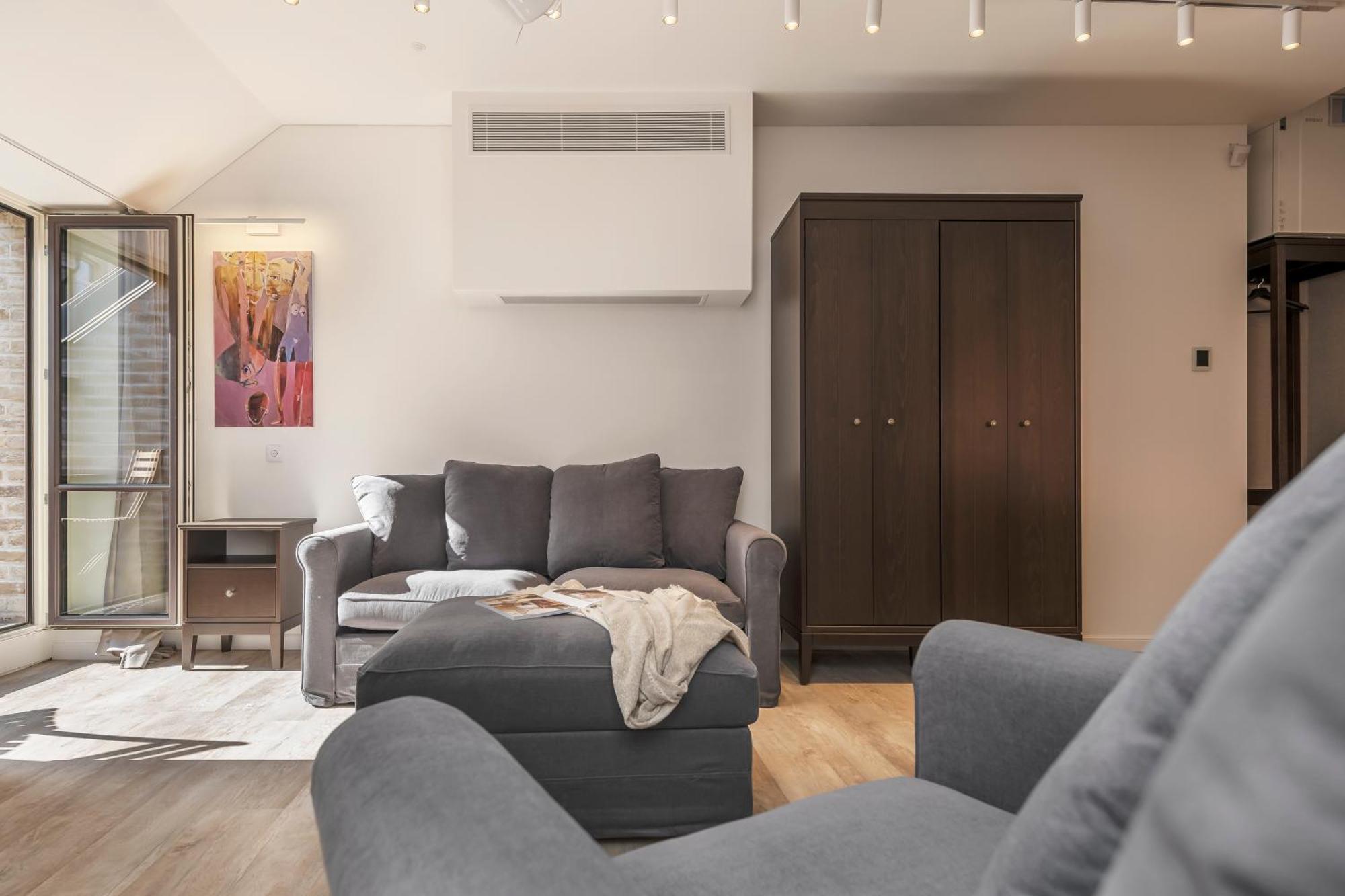 וילנה Artsy Exclusive Old Town Residence Gallery Walk חדר תמונה