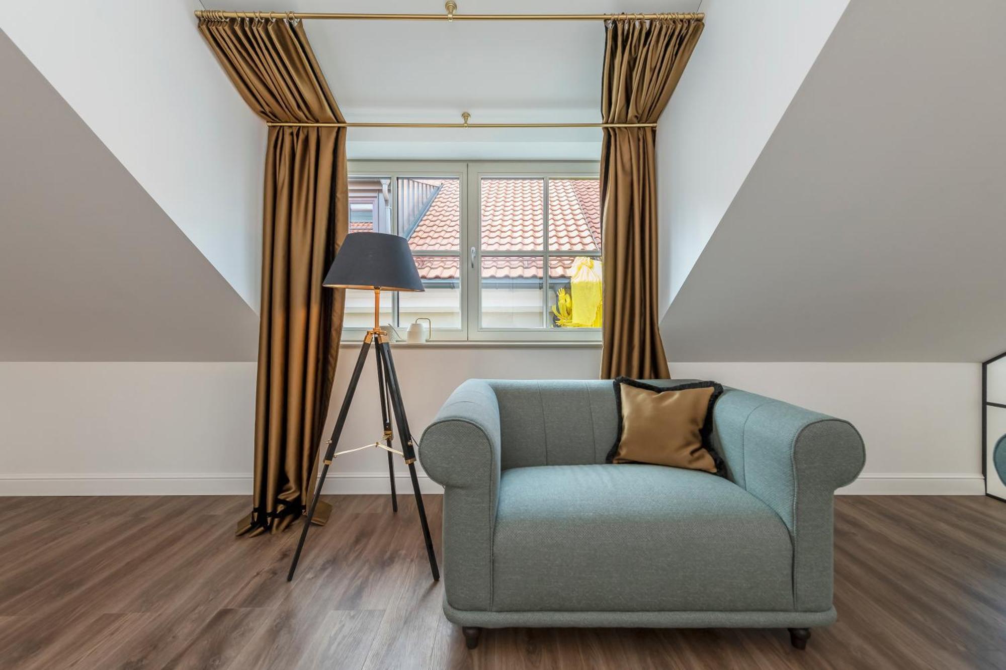 וילנה Artsy Exclusive Old Town Residence Gallery Walk חדר תמונה