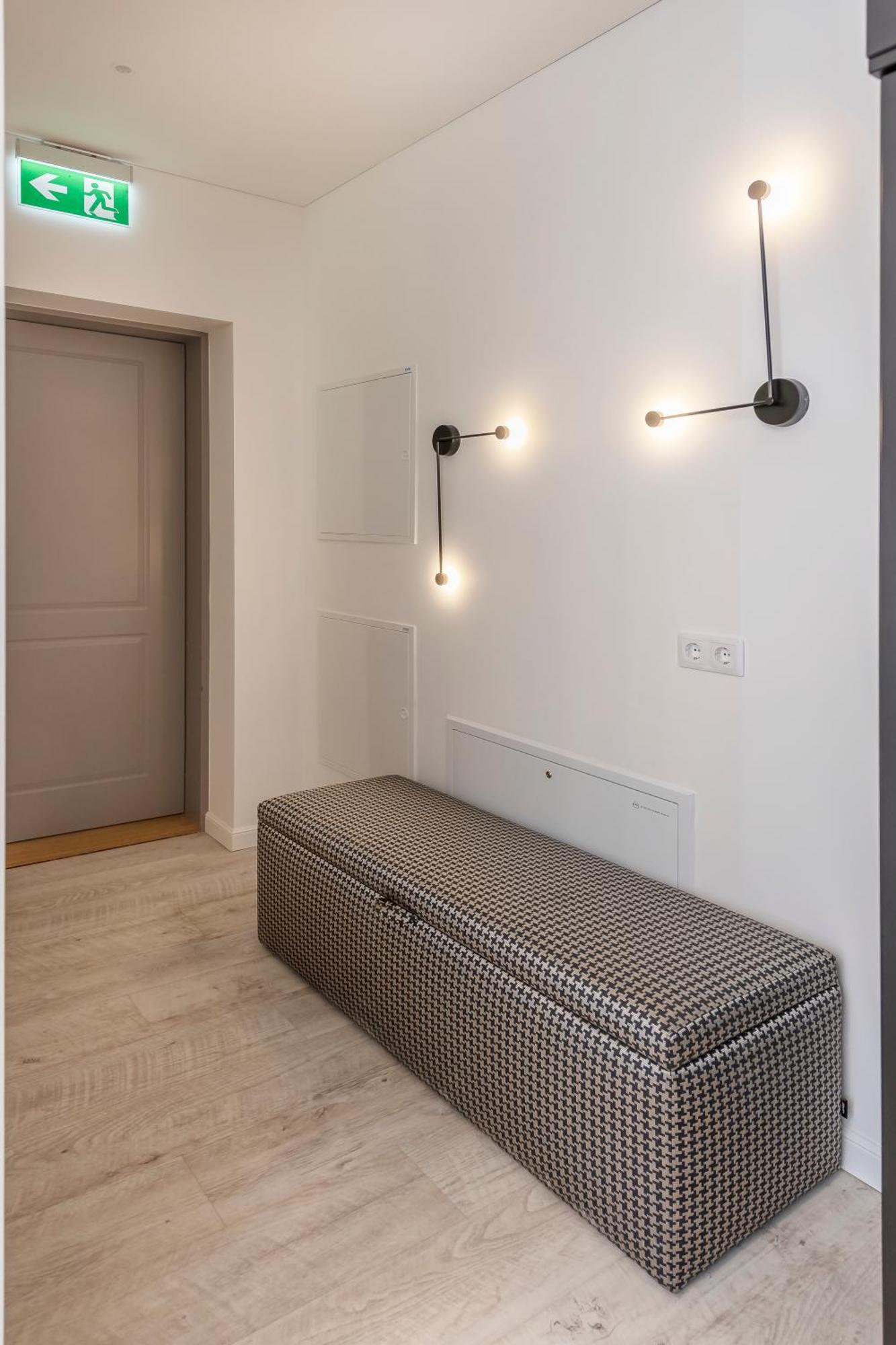 וילנה Artsy Exclusive Old Town Residence Gallery Walk חדר תמונה