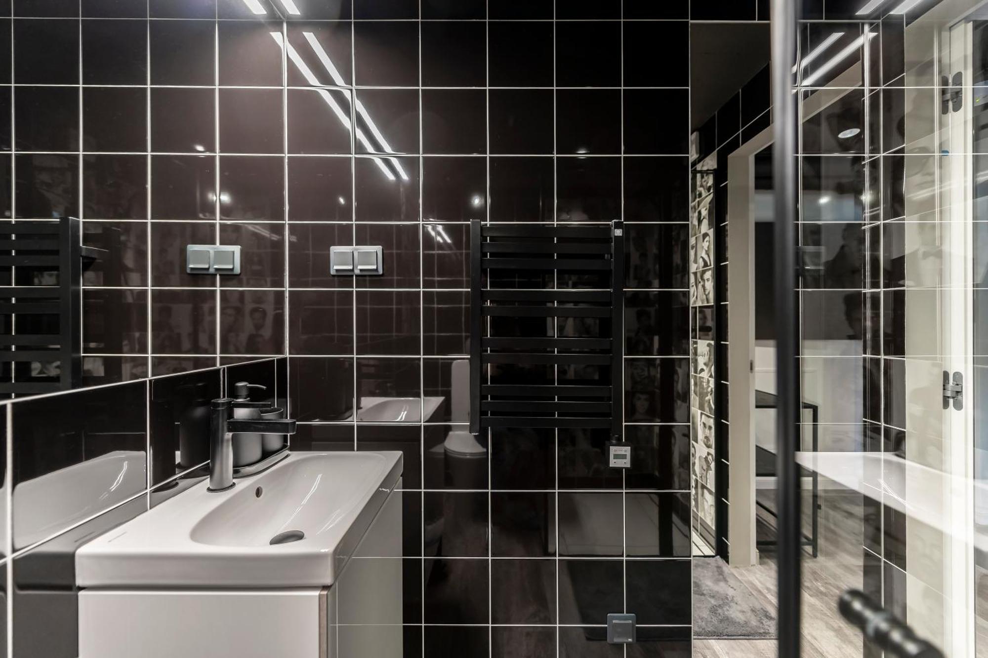 וילנה Artsy Exclusive Old Town Residence Gallery Walk חדר תמונה